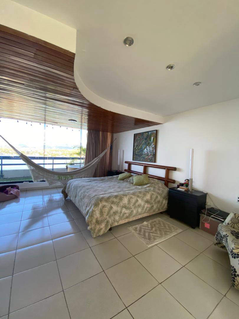 Квартира, 2390 м², 130 000$ — FAKTOR